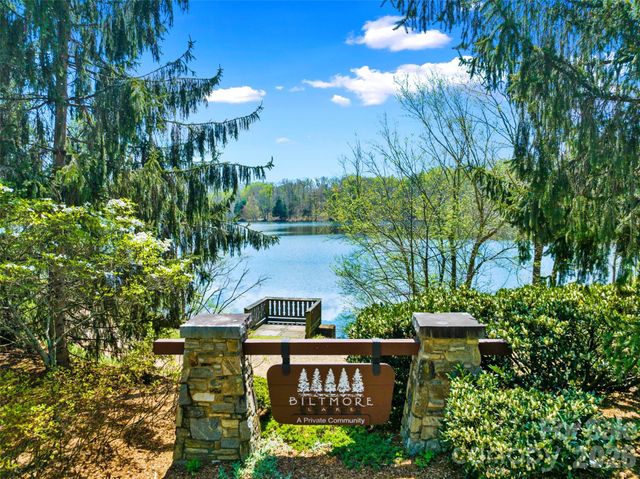 7 Magic Sam Court, Biltmore Lake, NC 28715