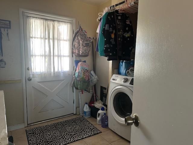 710 Campus Avenue, Salinas, CA 93901