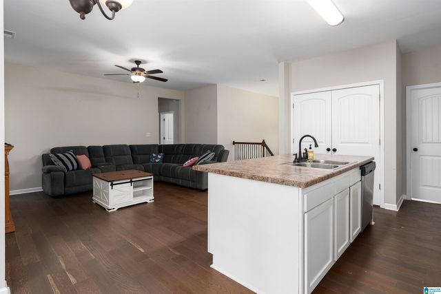 211 WALNUT STREET, Leeds, AL 35094