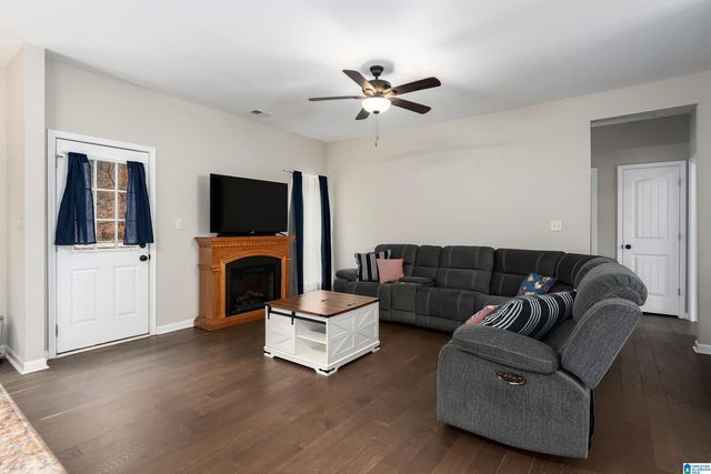 211 WALNUT STREET, Leeds, AL 35094