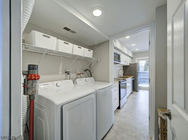 251 Gemini Drive 1C, Hillsborough Twp., NJ 08844