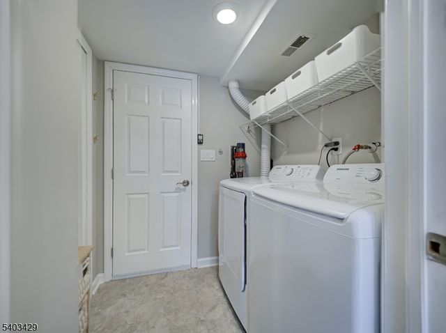 251 Gemini Drive 1C, Hillsborough Twp., NJ 08844