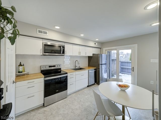 251 Gemini Drive 1C, Hillsborough Twp., NJ 08844