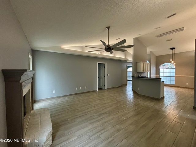 3018 HICKORY GLEN Drive, Orange Park, FL 32065