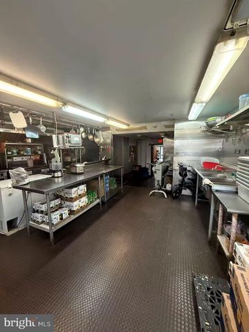 7362 FRANKFORD AVE, Philadelphia, PA 19136