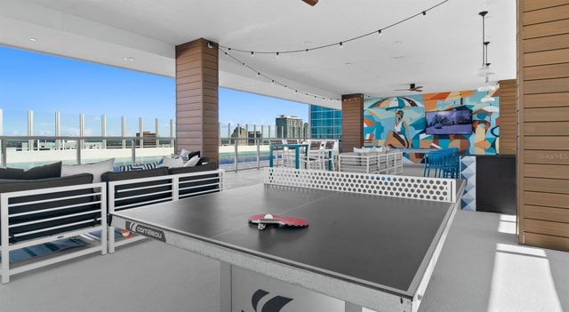 100-2 LAKE AVENUE, Orlando, FL 32801