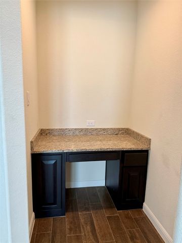 136 Wagon Mound, Waxahachie, TX 75167