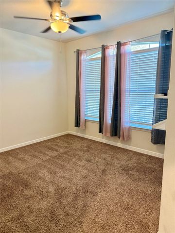 136 Wagon Mound, Waxahachie, TX 75167