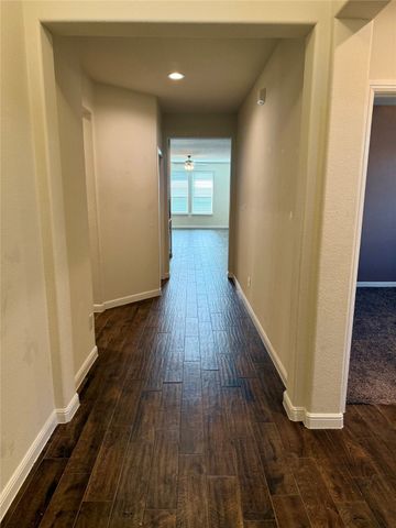 136 Wagon Mound, Waxahachie, TX 75167