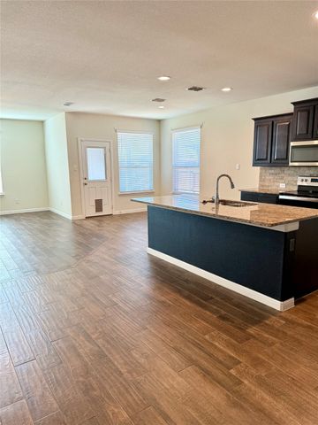 136 Wagon Mound, Waxahachie, TX 75167