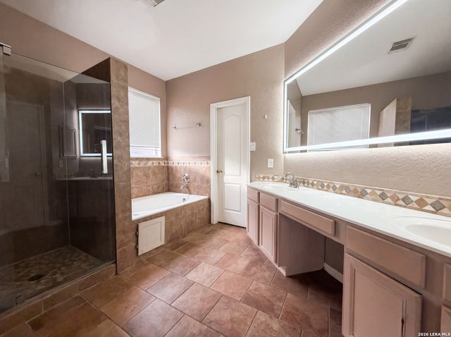 902 La Cascada, San Antonio, TX 78258