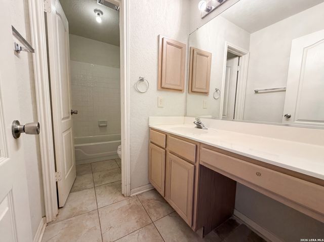 902 La Cascada, San Antonio, TX 78258