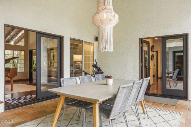 127 Fairway Lane, Ojai, CA 93023