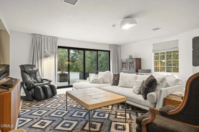 127 Fairway Lane, Ojai, CA 93023