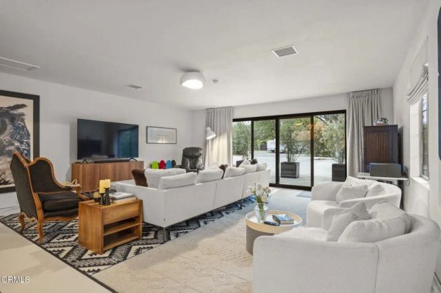 127 Fairway Lane, Ojai, CA 93023