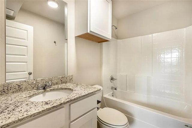 19 N Howard Street 100, Edmond, OK 73003