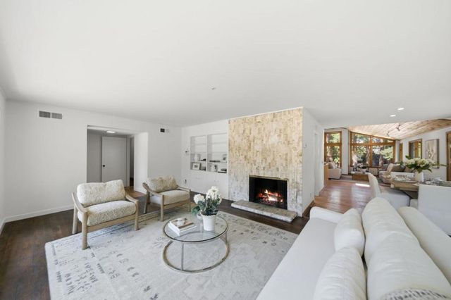 24285 Summerhill Avenue, Los Altos, CA 94024