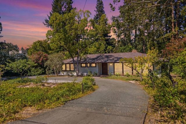 24285 Summerhill Avenue, Los Altos, CA 94024