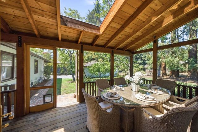 24285 Summerhill Avenue, Los Altos, CA 94024
