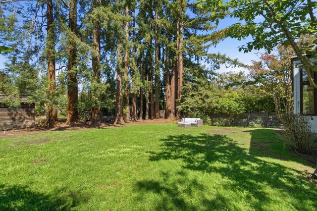 24285 Summerhill Avenue, Los Altos, CA 94024