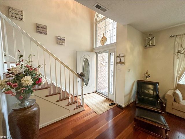3188 Shore DR, Virginia Beach, VA 23451