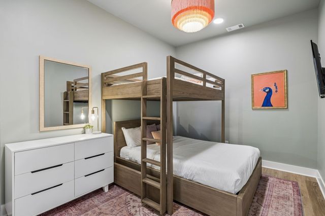 815 Main St Apt 202, Nashville, TN 37206