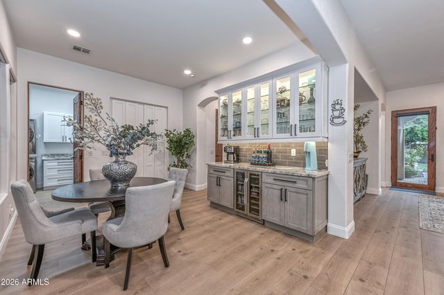 28638 N 68TH Drive, Peoria, AZ 85383