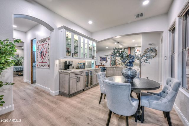 28638 N 68TH Drive, Peoria, AZ 85383