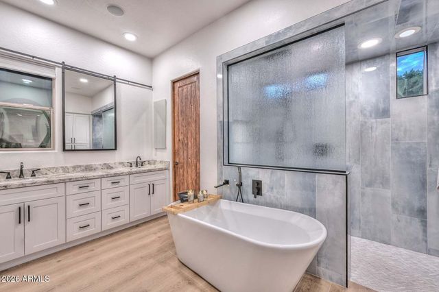 28638 N 68TH Drive, Peoria, AZ 85383