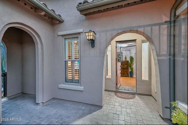 28638 N 68TH Drive, Peoria, AZ 85383