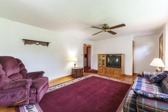 1502 River DRIVE, Watertown, WI 53094