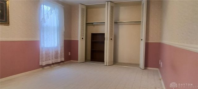 1928 El Camino Drive, Xenia, OH 45385
