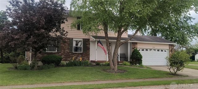 1928 El Camino Drive, Xenia, OH 45385