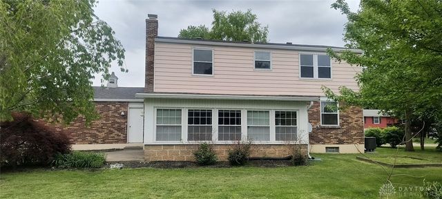 1928 El Camino Drive, Xenia, OH 45385