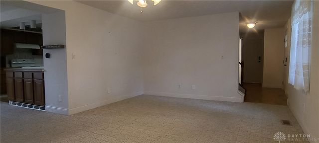 1928 El Camino Drive, Xenia, OH 45385