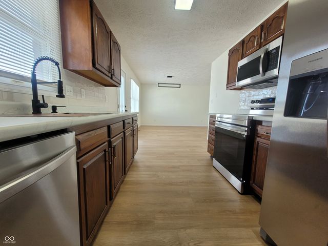 632 N Englewood Drive, Crawfordsville, IN 47933