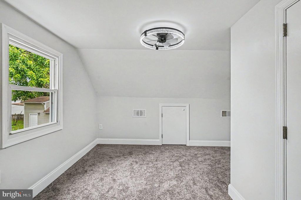 Image 23 of property listing at 3413 LOGANVIEW DR, Baltimore, MD 21222