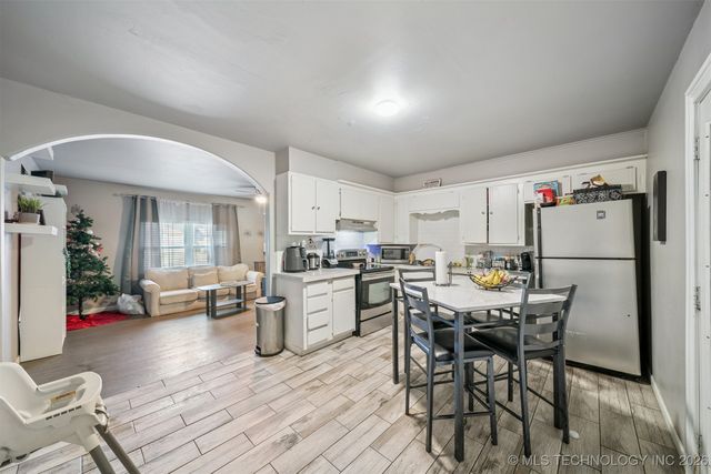 10156 E 4th Place, Tulsa, OK 74128