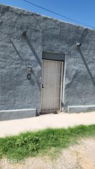 151 N PENDELL Road C, El Paso, TX 79905