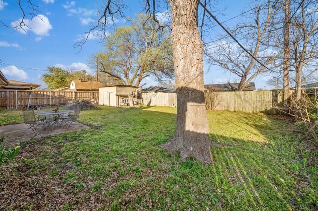 2828 Fairbrook Street, Irving, TX 75062