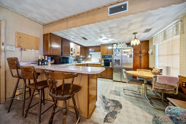 2828 Fairbrook Street, Irving, TX 75062