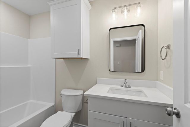 604 Hilltop Drive, Longview, TX 75604