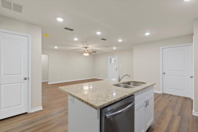 604 Hilltop Drive, Longview, TX 75604