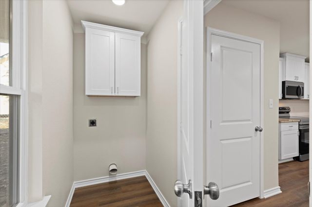 604 Hilltop Drive, Longview, TX 75604