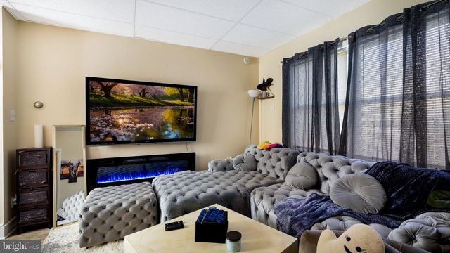 301 LAFAYETTE ST, Bristol, PA 19007