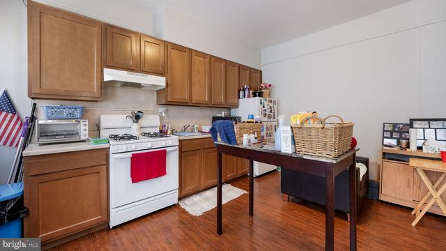 301 LAFAYETTE ST, Bristol, PA 19007