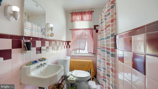 301 LAFAYETTE ST, Bristol, PA 19007