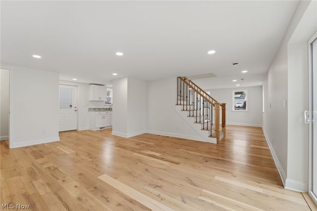 13829 Carlton Street, Burton, OH 44021