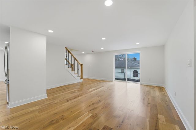 13829 Carlton Street, Burton, OH 44021