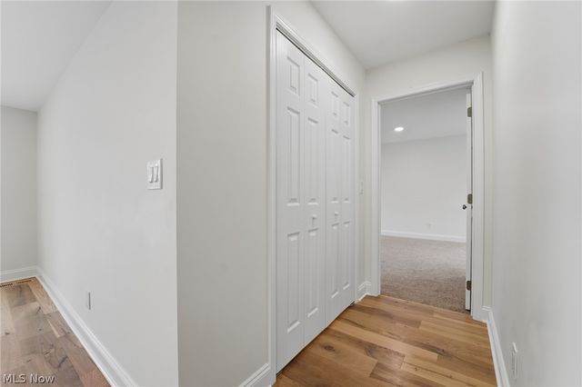 13829 Carlton Street, Burton, OH 44021